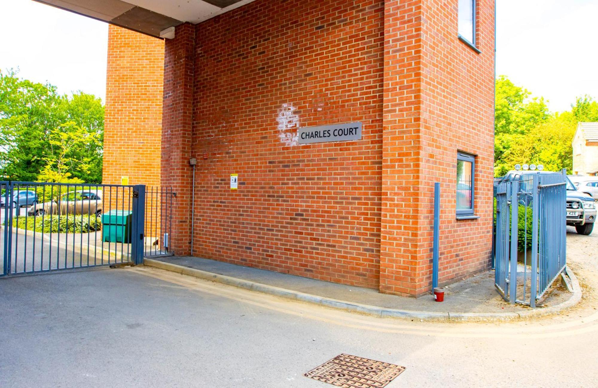 Sianavi Apartments Kettering Εξωτερικό φωτογραφία